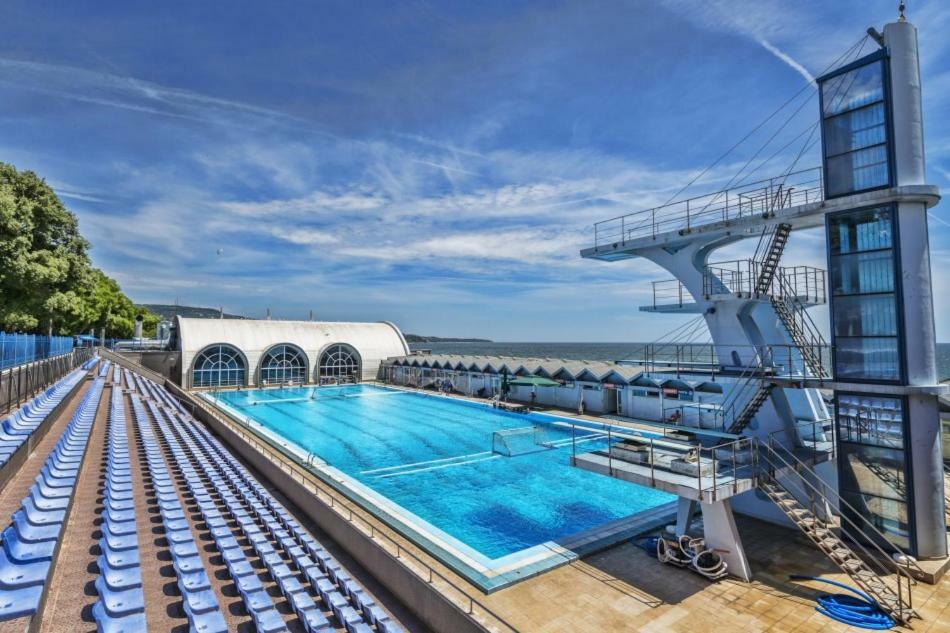 Sea Garden Marina 2 Apartment Varna Eksteriør billede